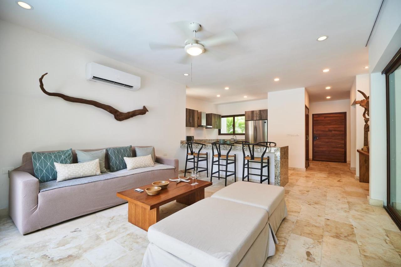Сasa de vacaciones Casa Mallorca Tropical Vibes Private Pool Backyard With Grill Sunroof & Hammock Concierge & Wifi *