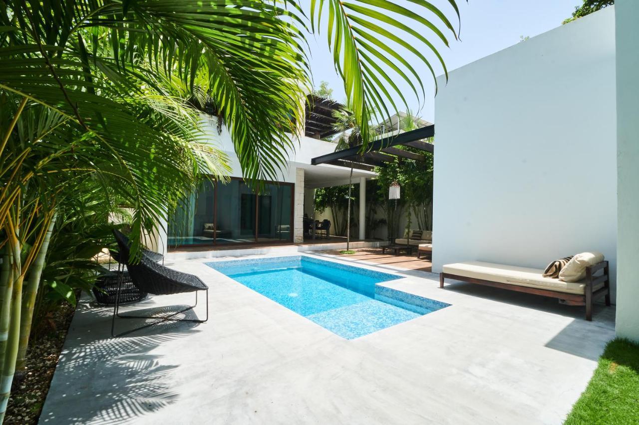 Casa Mallorca Tropical Vibes Private Pool Backyard With Grill Sunroof & Hammock Concierge & Wifi
