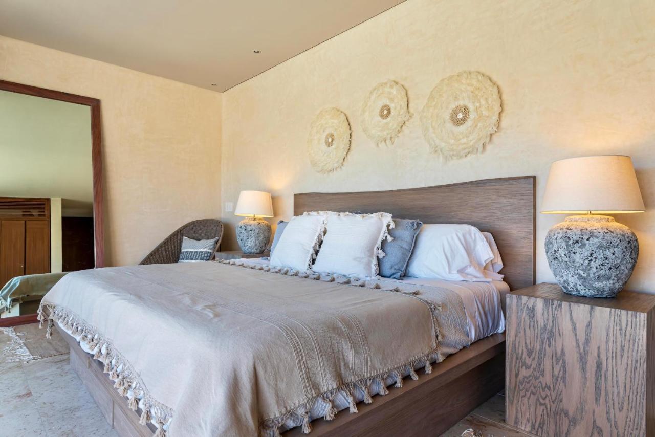 Luxury Retreat With 3br & Private Pool *