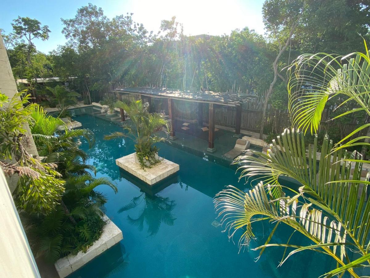 Omara Tulum