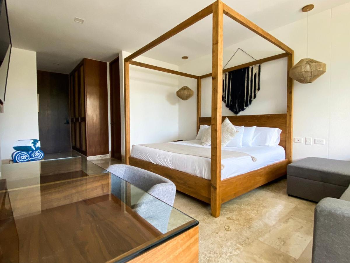 Omara Apartment *