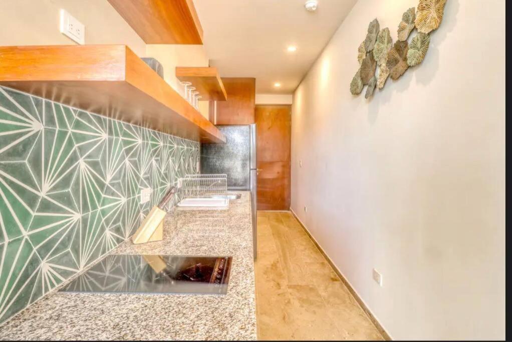 306 Amena 1br Penthouse W/ Gym & Private Pool/rooftop