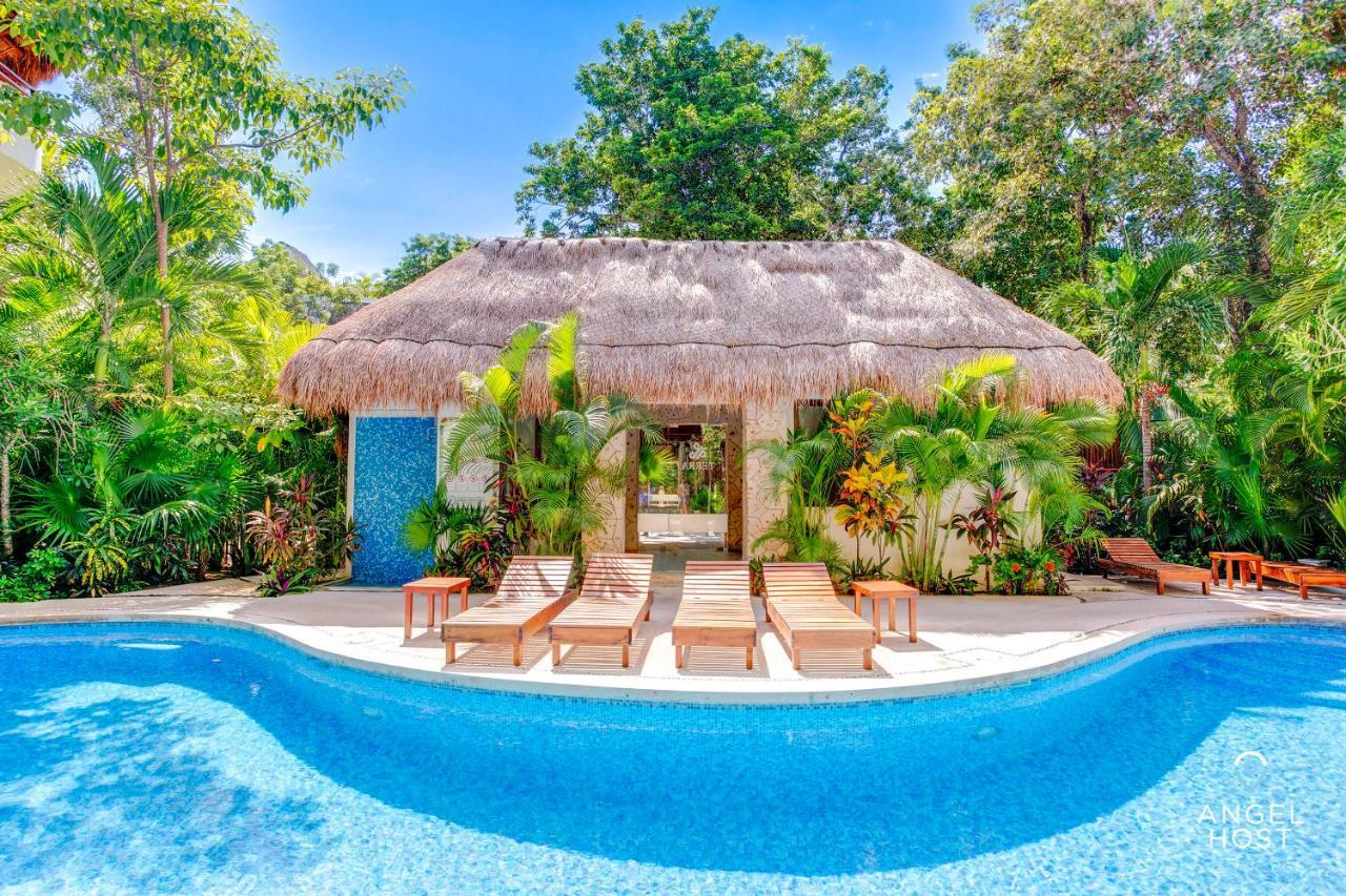 Complex With An Alluring Pool & Tropical Vibes By Stella Rentals! Apartamento *