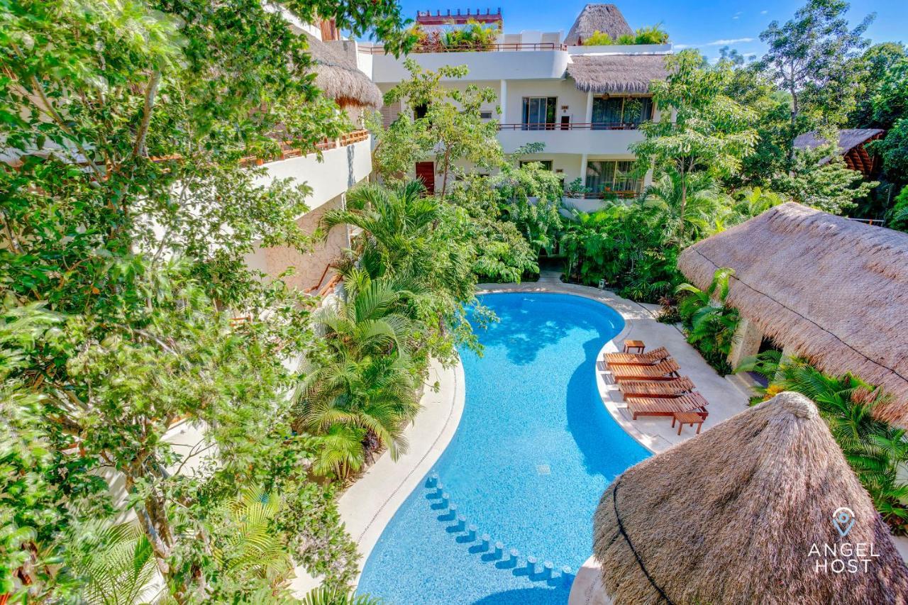 Apartamento Complex With An Alluring Pool & Tropical Vibes By Stella Rentals!