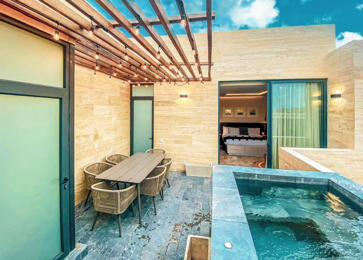 Mistiq Tulum