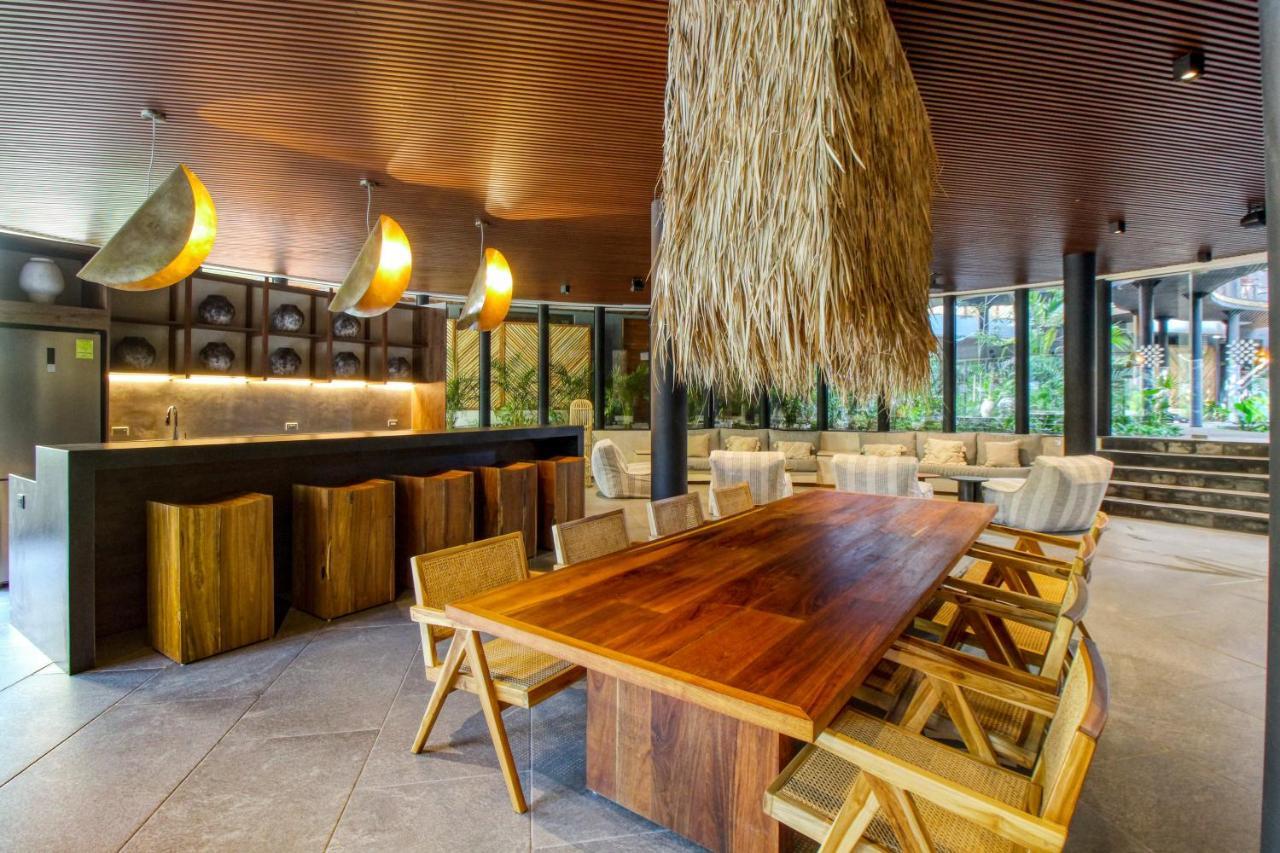 Hotel Miraluna B223 At Luum Zama