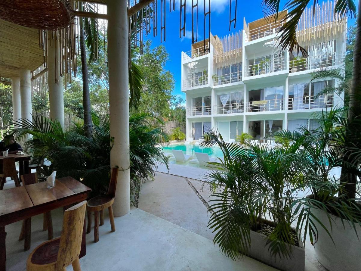 Beautiful Swim-up With Private Terrace, Pool And Jungle Gym Apartamento