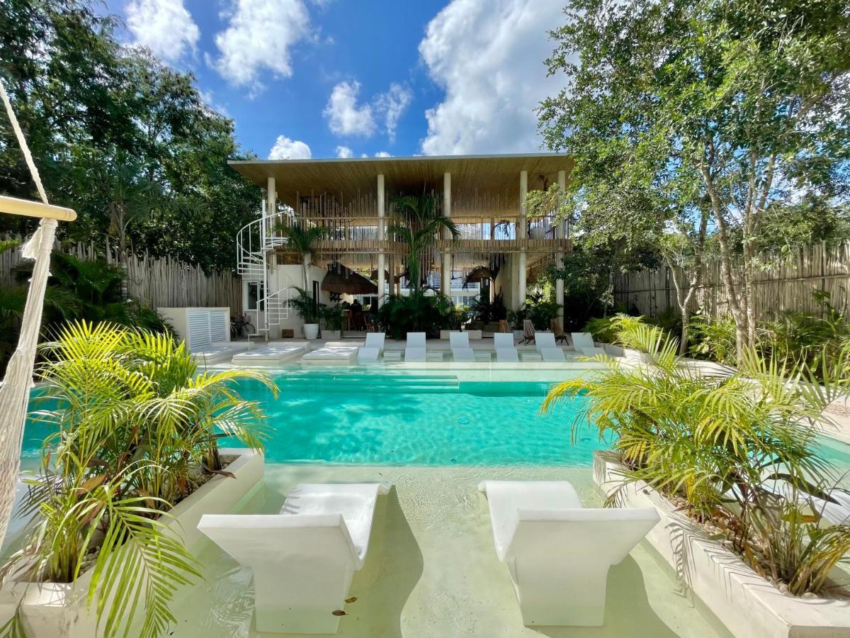 Beautiful Swim-up With Private Terrace, Pool And Jungle Gym Apartamento