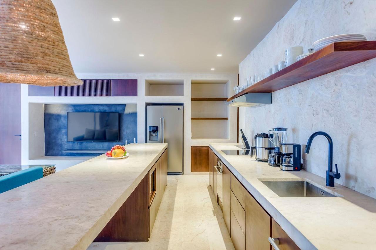 Apartamento Gorgeous Flowy Space With Wrap-around Private Pool *
