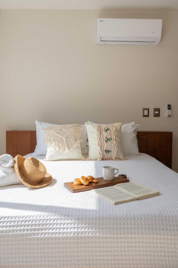 Queen Bed Suite, Infinity Pool & Fast Wifi, Nespresso & Netflix