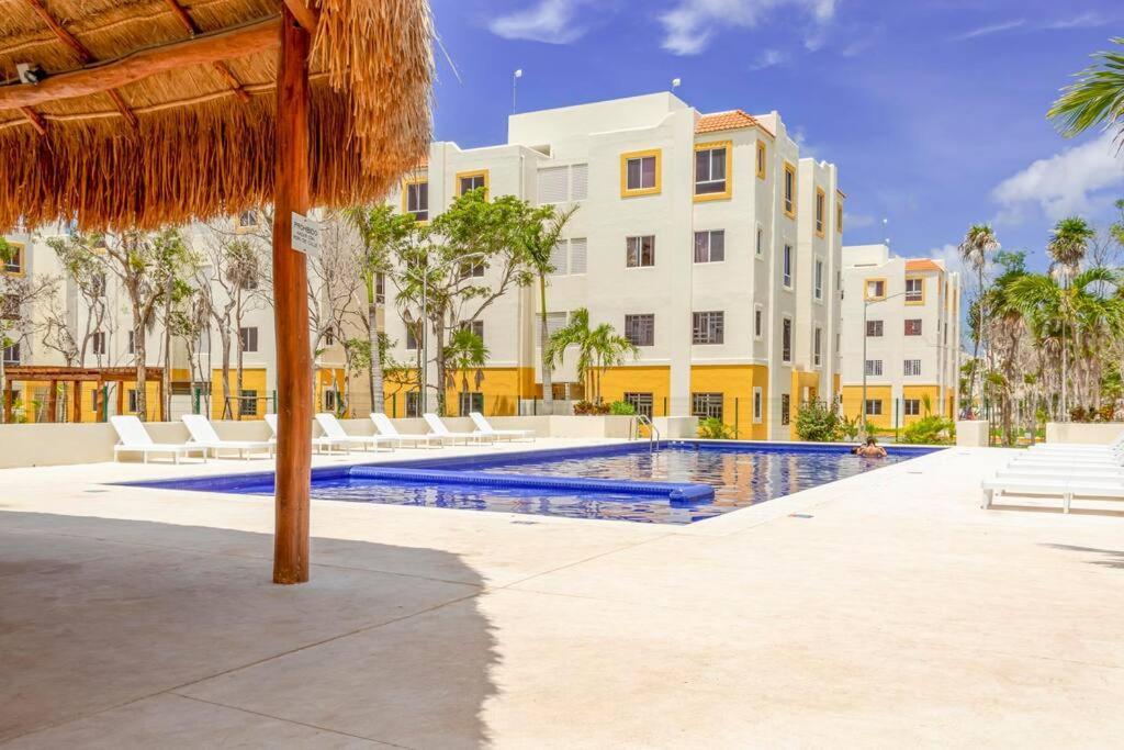Apartamento Cozy Oasis: 2-bedroom W/ Pool *