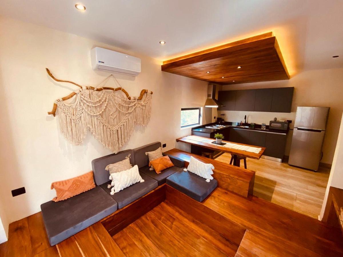 Maha - Luxury Apartahotel *