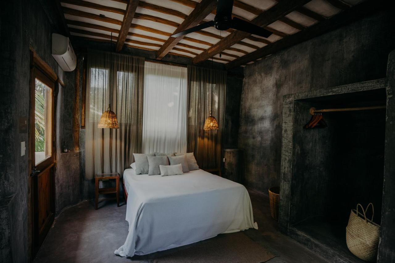 Astra Hotel 4*