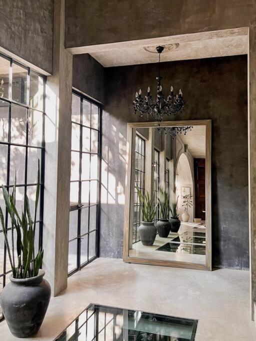 Casa Halo - Lux Mansion, Heated Pool, Sonos Speakers, Gated Community And Staff