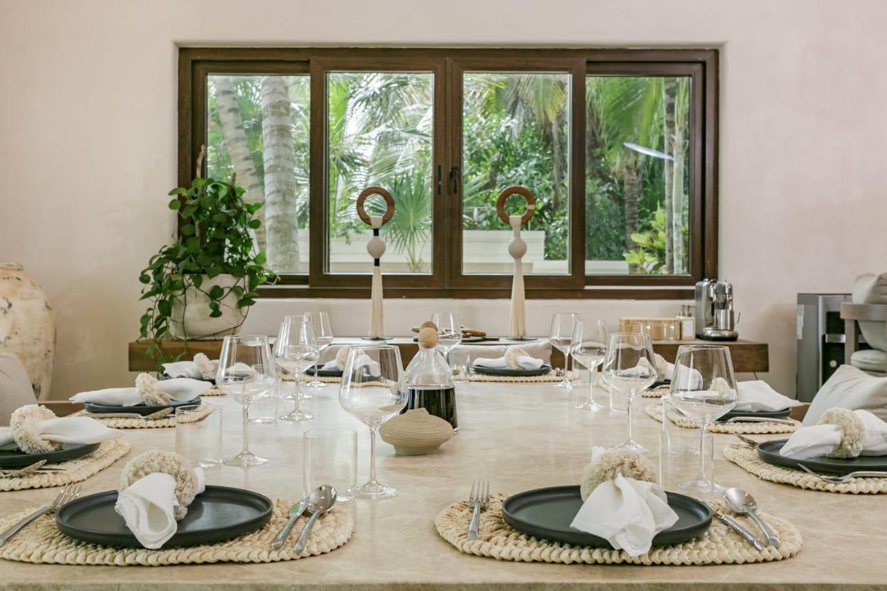 8 Bedroom Luxury With Private Chef Included *