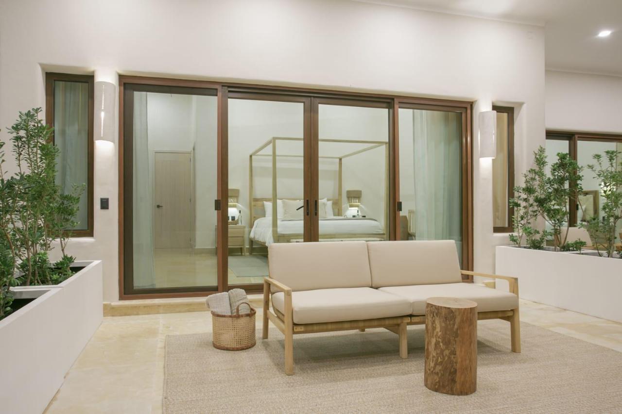 Villa 8 Bedroom Luxury With Private Chef Included *