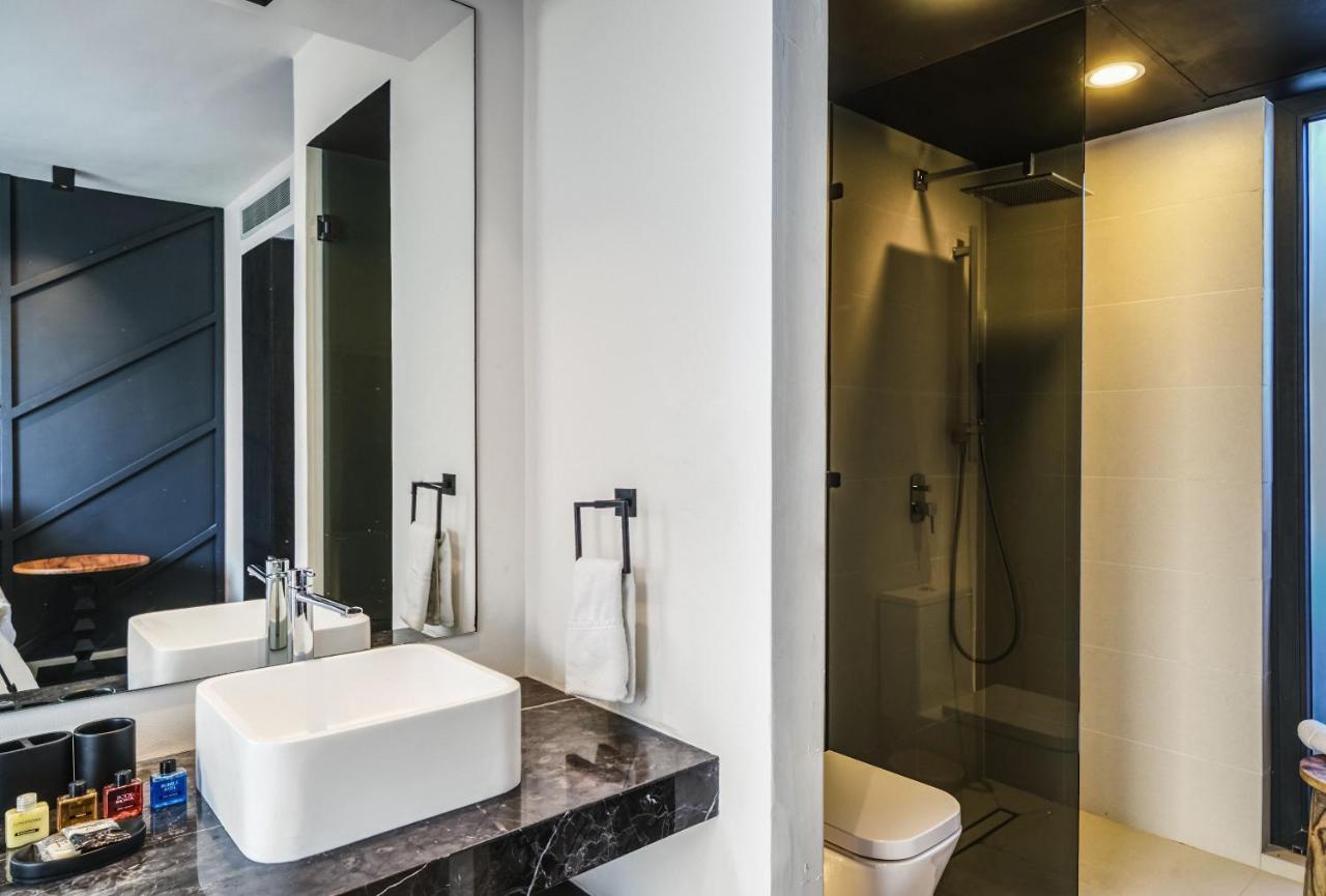 2br Coworking Freestanding Bathtub Private Pool