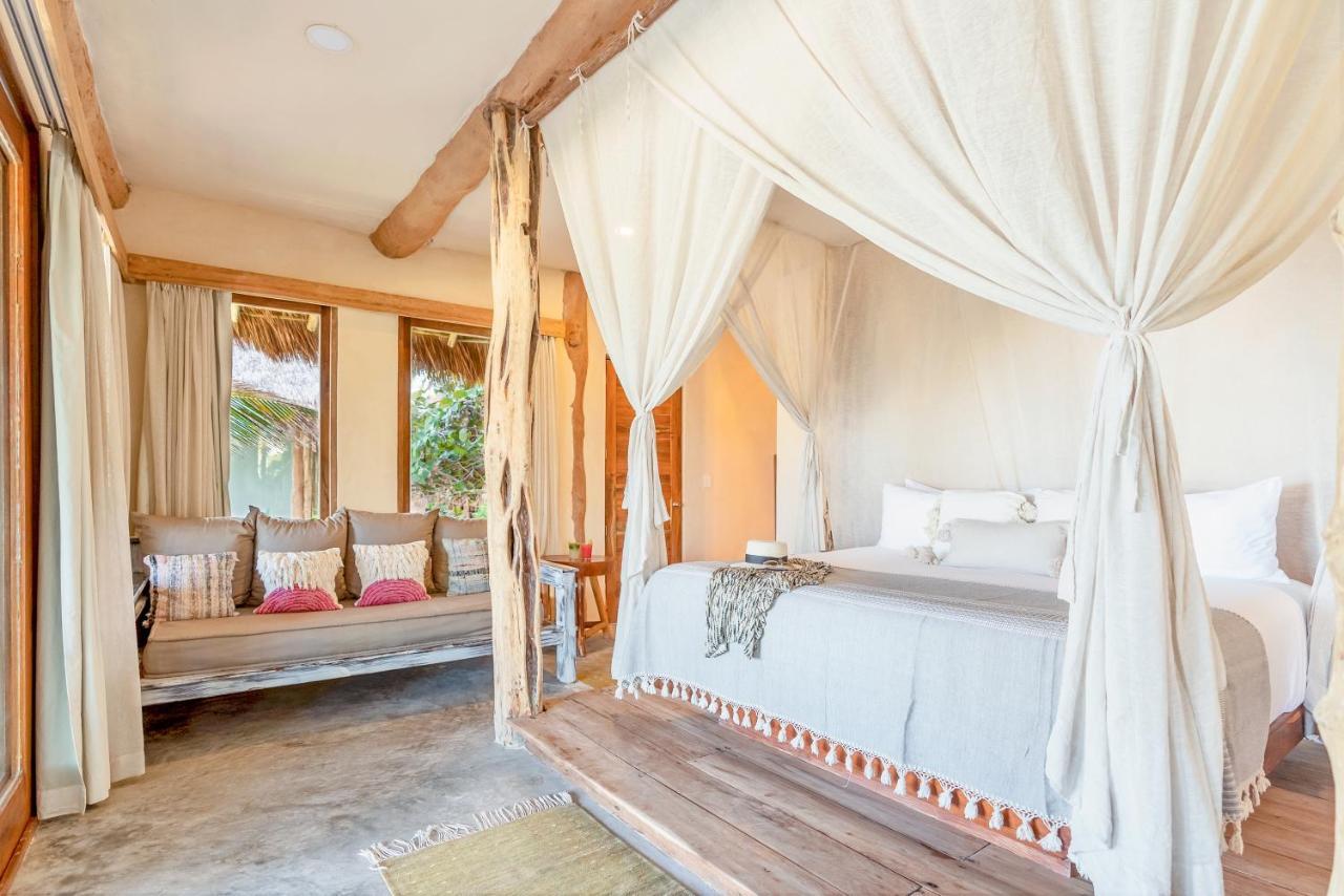 Ahau (adults Only) 4*