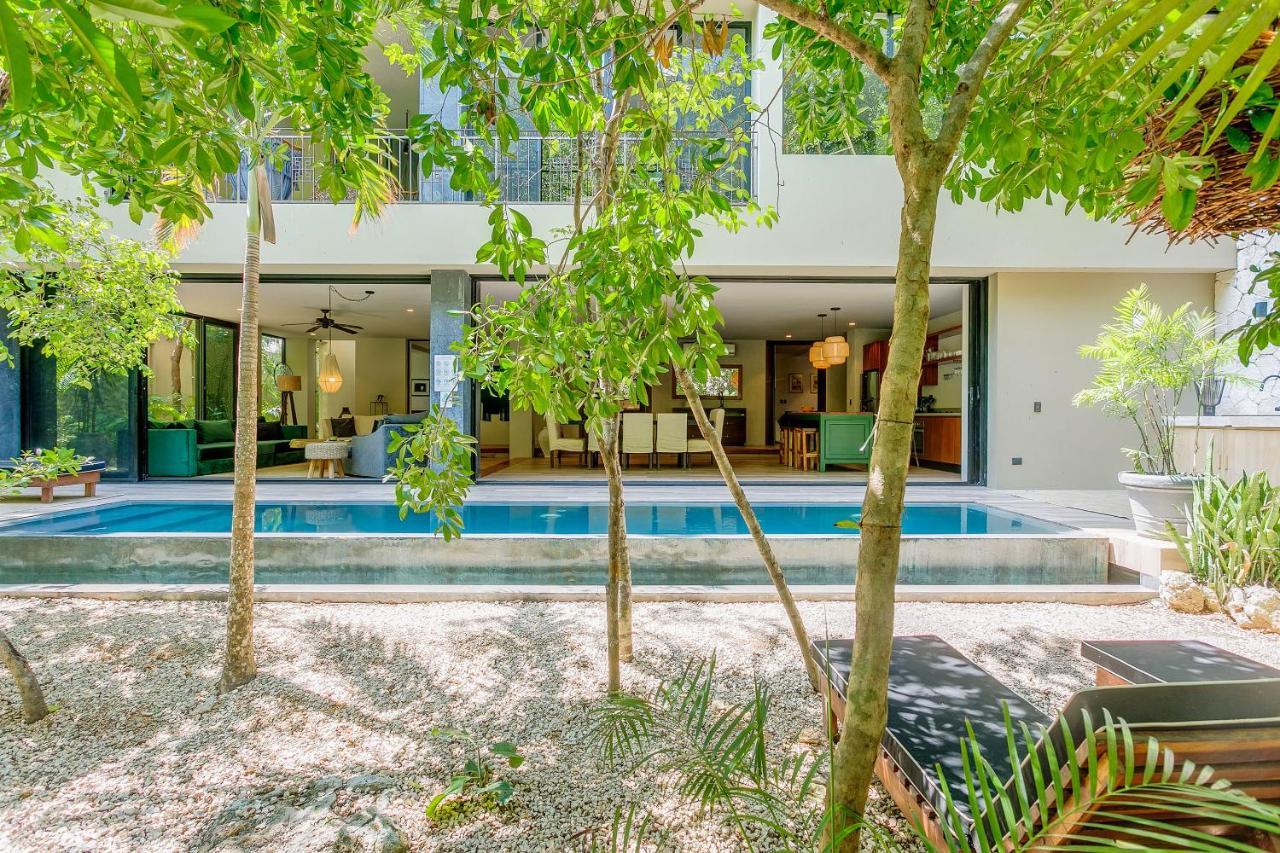 Private Plunge Pool, Art, Spa, Pool With Cabanas