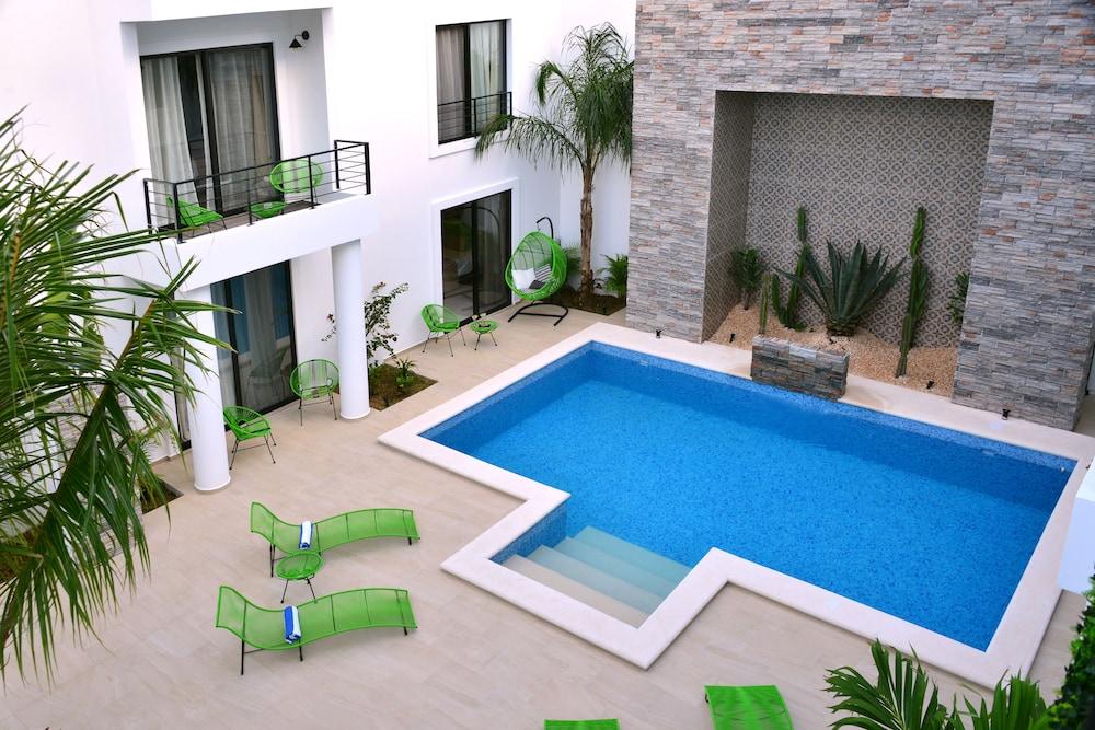 Elements Boutique Hotel
