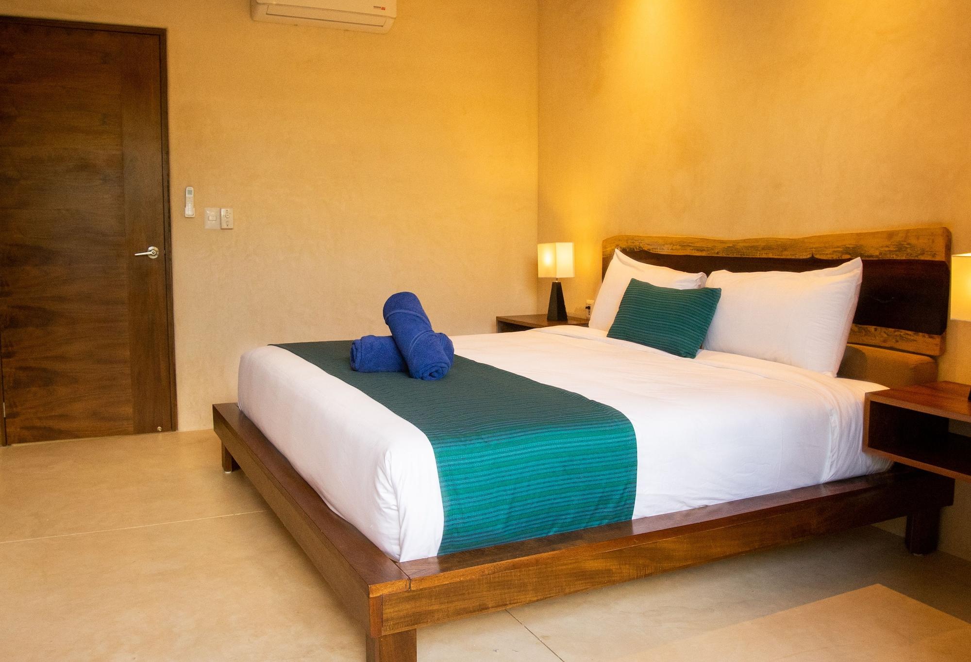 Apartahotel Azul By Guruhotel 3*