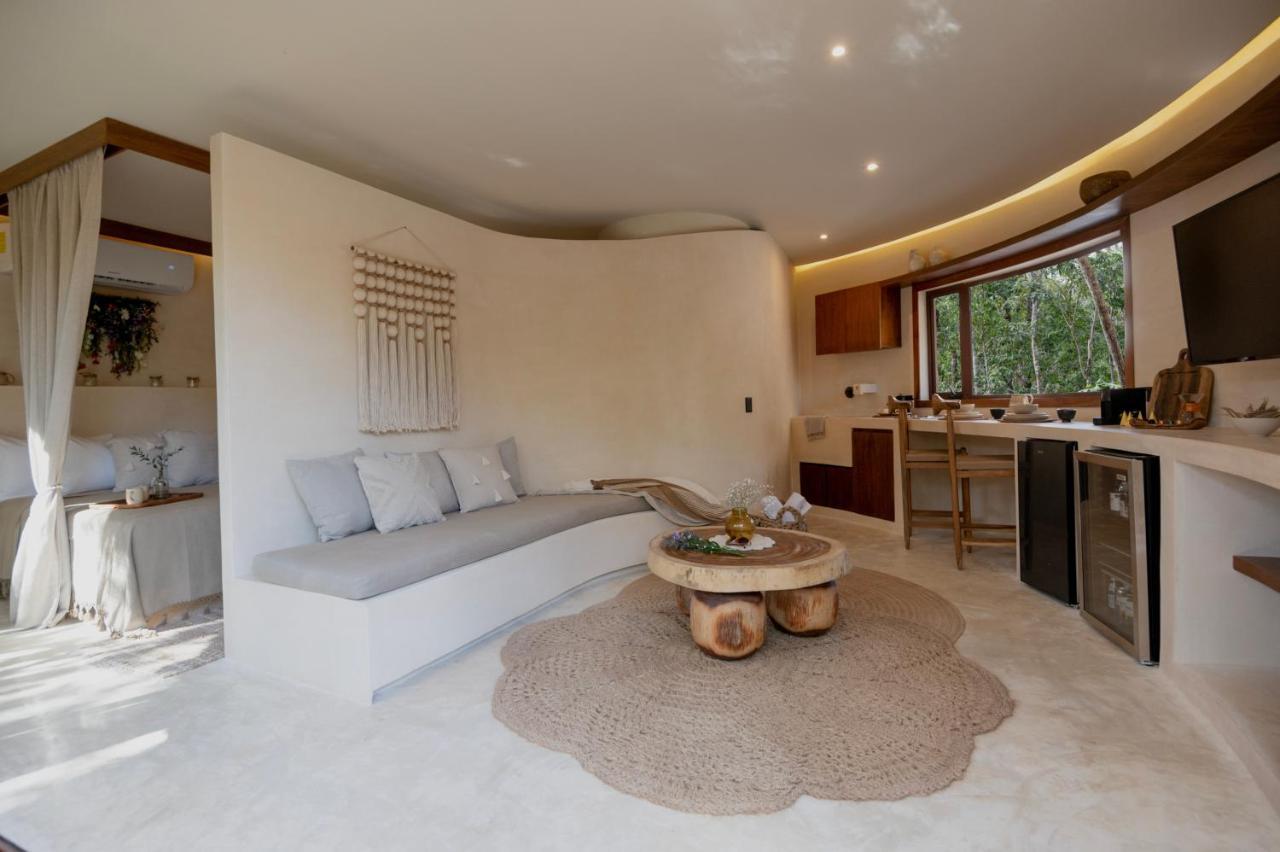 Rubi Hotel