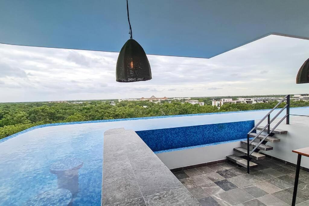 In Tulum, Aldea Zama