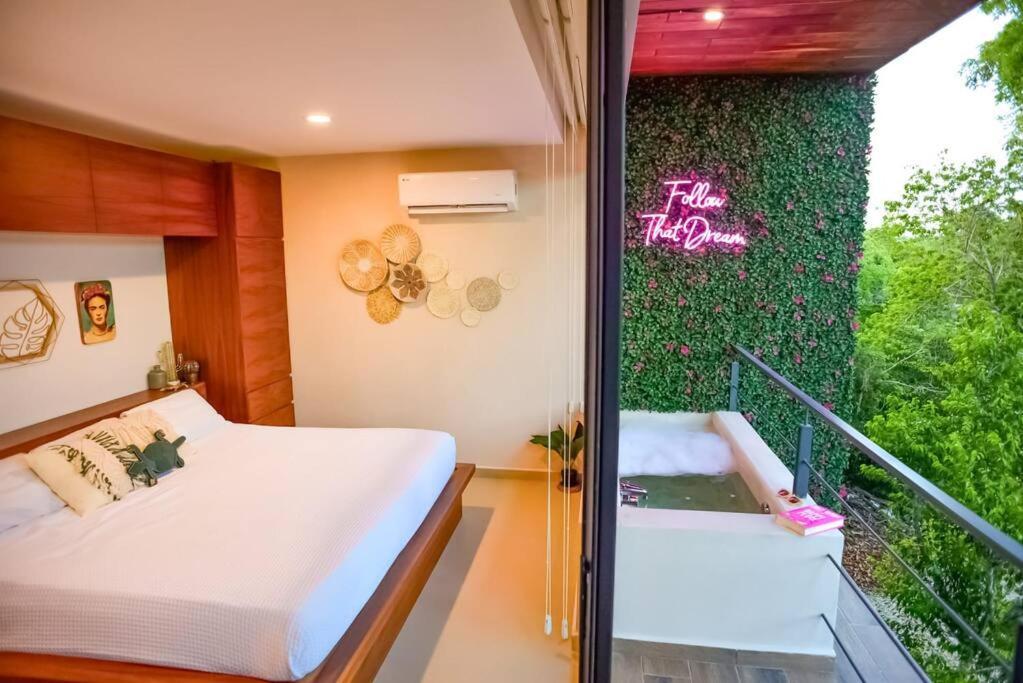 Apartamento Frida's Artsy With Own Mural, Outdoor Tub & Rooftop Pool