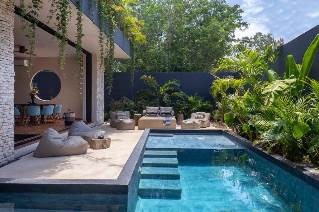 Maison Siscolino 4bdrm W/ Swimup & Rooftop Pools Villa Tulum