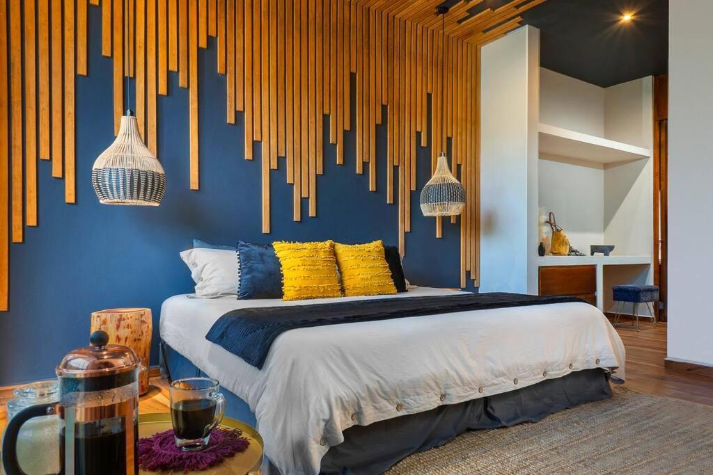 Maison Siscolino 4bdrm W/ Swimup & Rooftop Pools