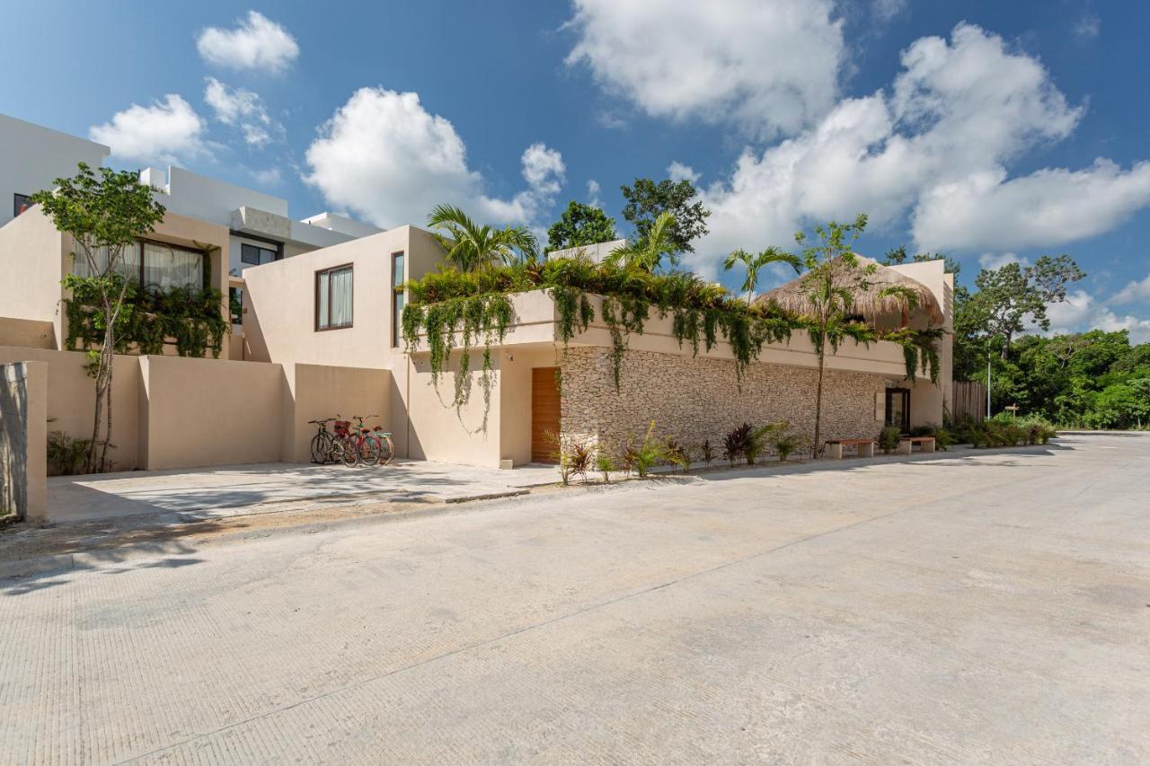 Faisano Nomadas Tulum