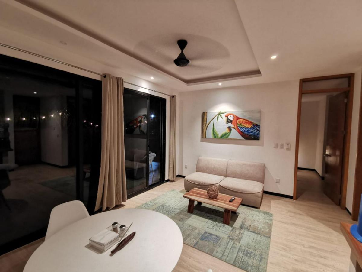 Cocomobay, Fully Furnished In *