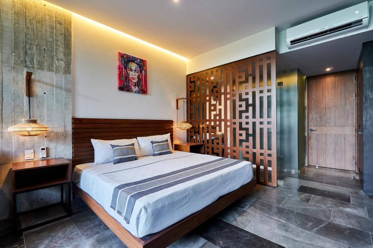 Bond - Centric & Private Plunge Pool & Club Access *