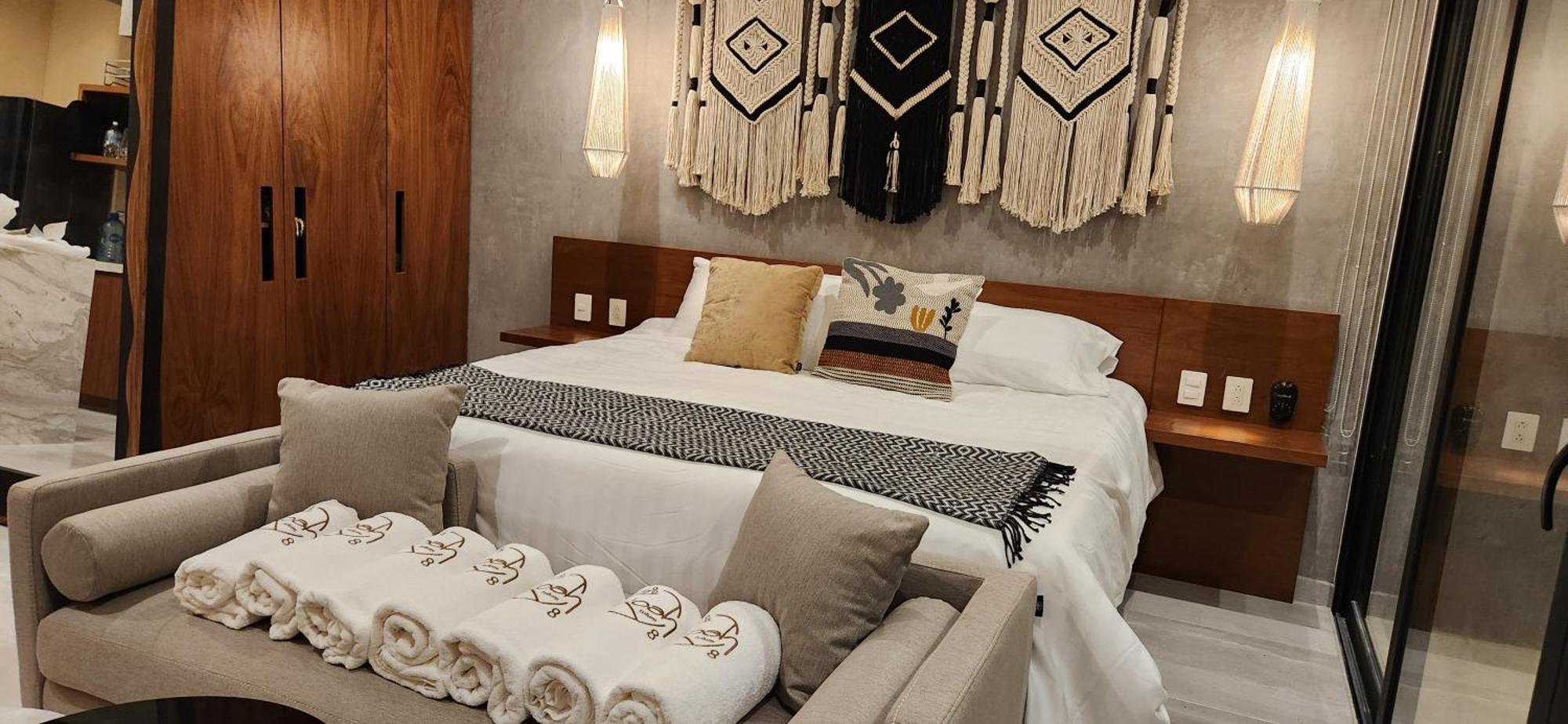 Penthouse Con Terraza Y Pileta *