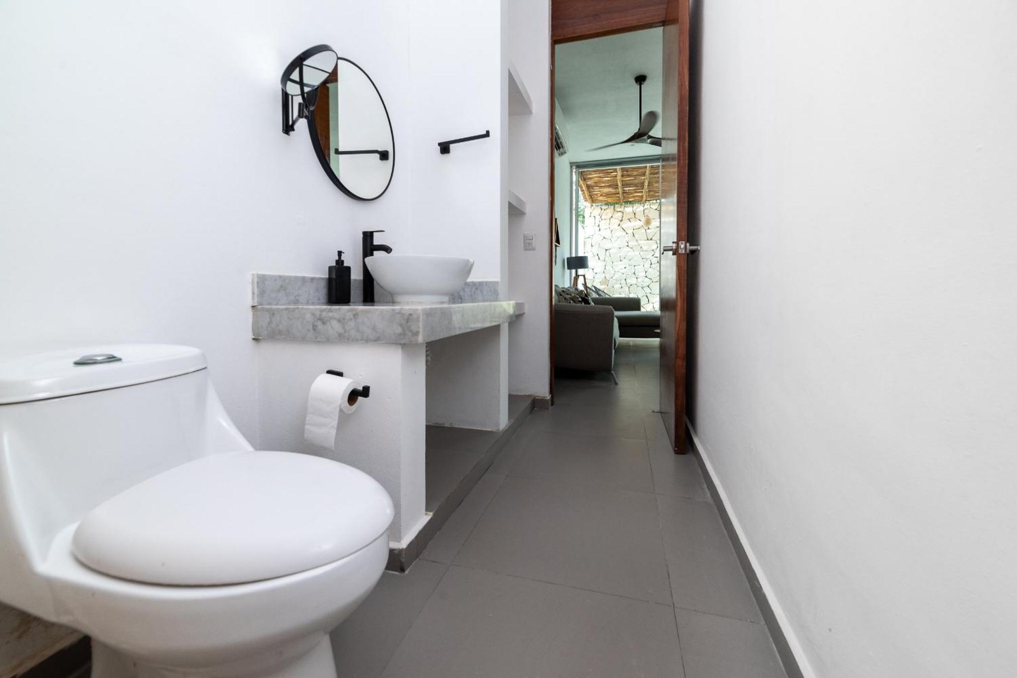 Relaxing 2 Bedroom Apartement In The Center Of With Private Pool And Terrace Apartamento