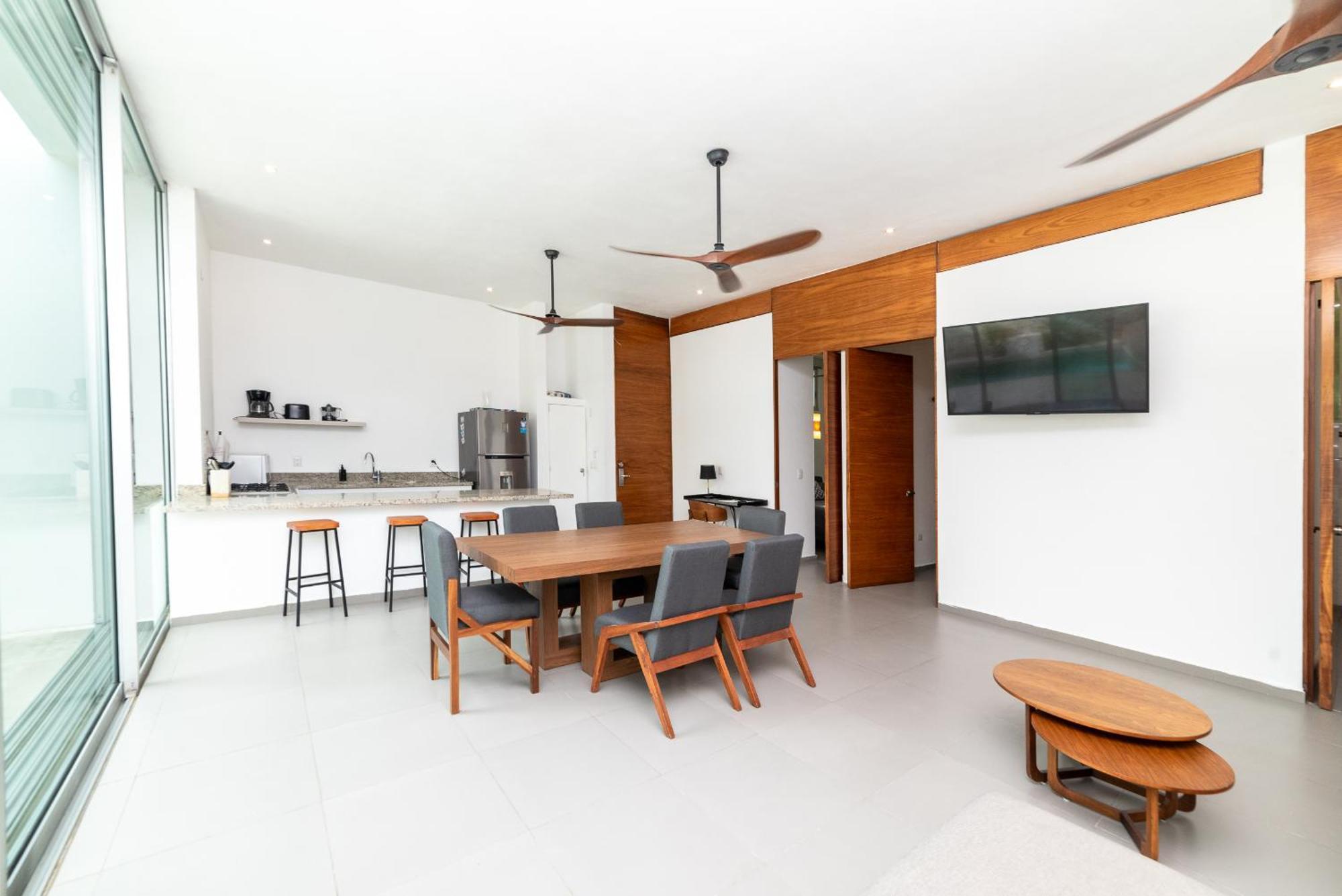 Relaxing 2 Bedroom Apartement In The Center Of With Private Pool And Terrace Apartamento