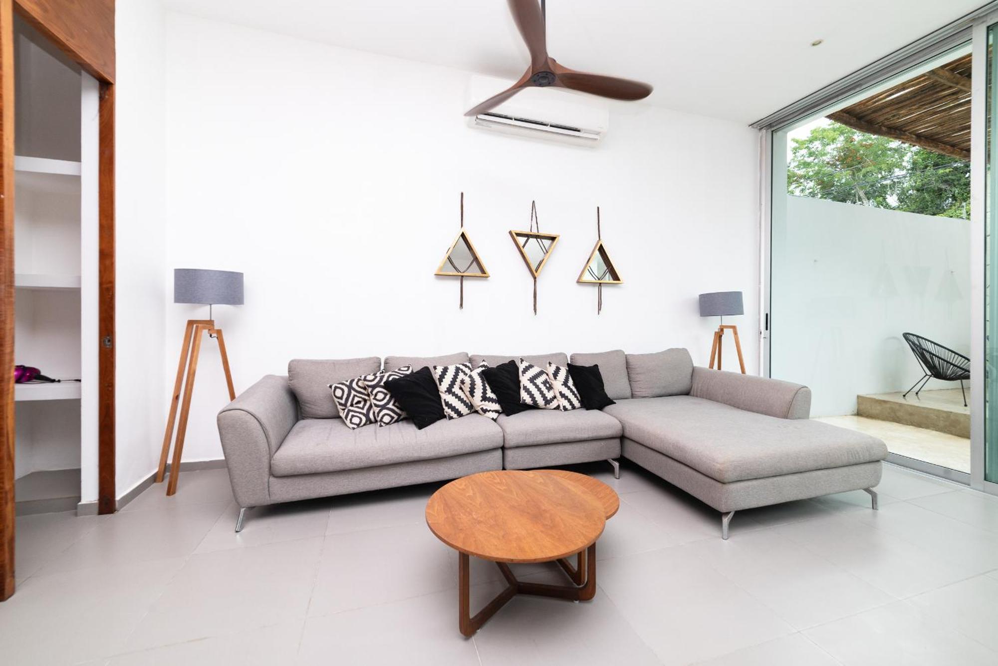 Apartamento Relaxing 2 Bedroom Apartement In The Center Of With Private Pool And Terrace *