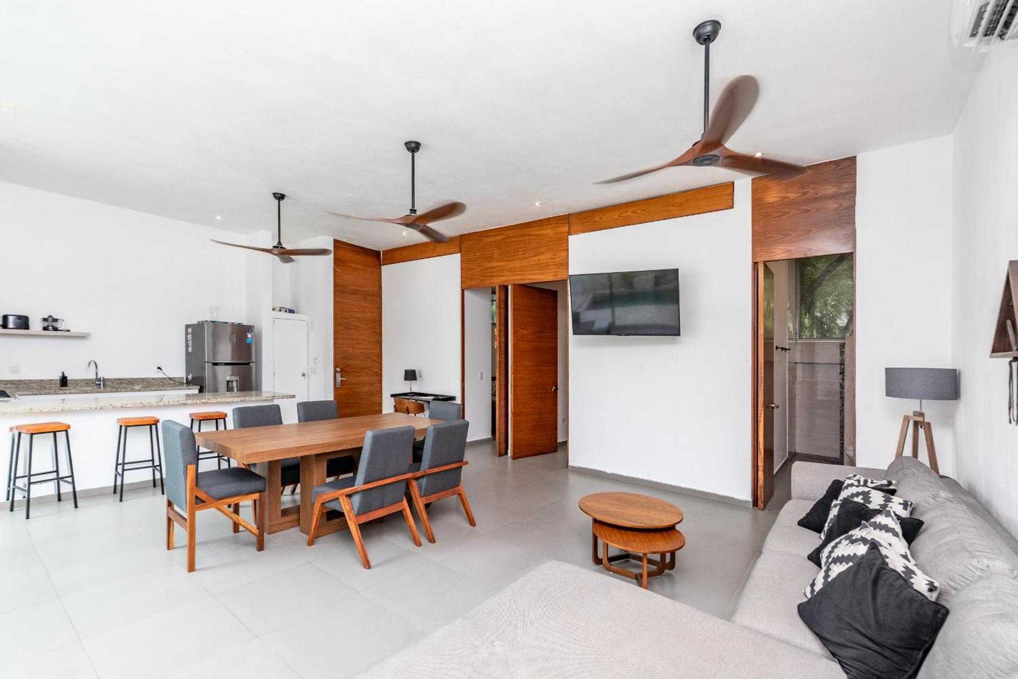 Relaxing 2 Bedroom Apartement In The Center Of With Private Pool And Terrace Apartamento