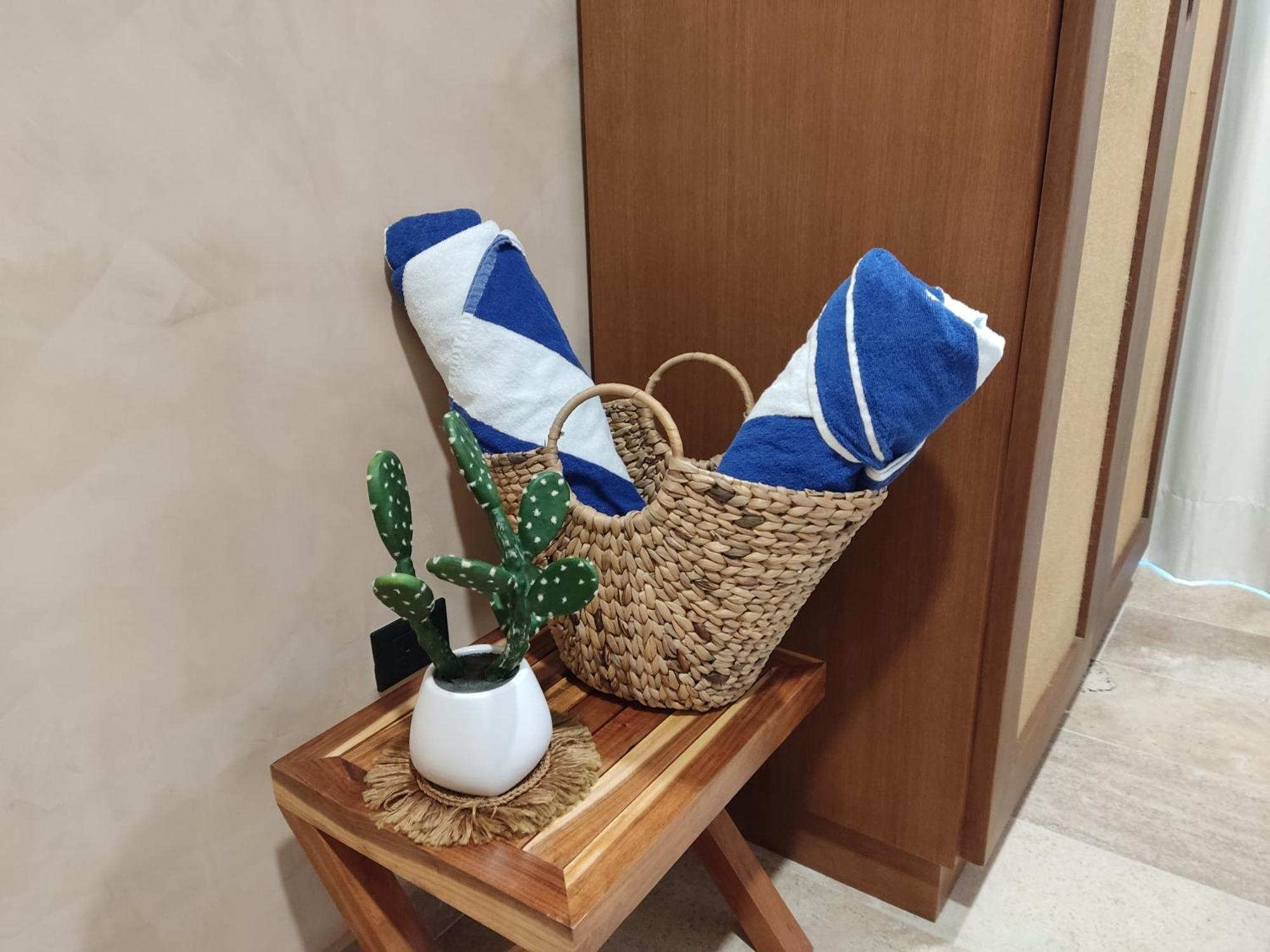 New Modern 1bdr - Access Apartamento Tulum