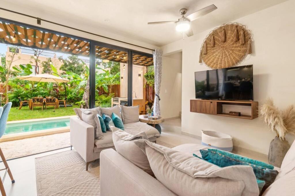 Casa Ohana~3br W/ Private Pool & Rooftop Jacuzzi, Wifi, Gym, & 5 Km To * Tulum