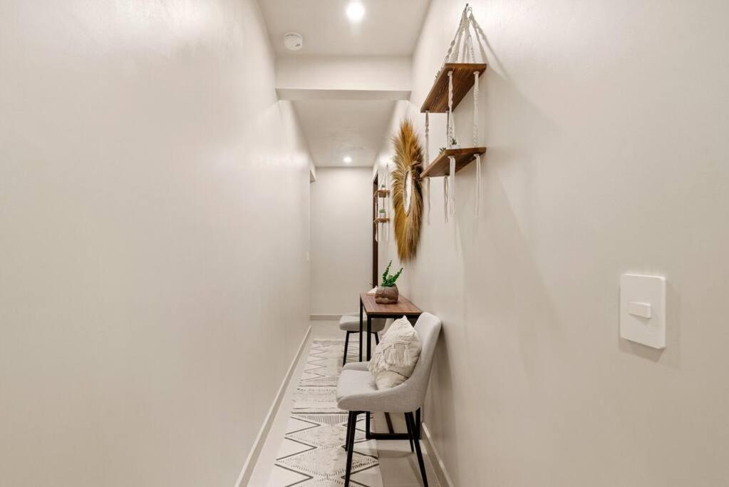 Casa Ohana~3br W/ Private Pool & Rooftop Jacuzzi, Wifi, Gym, & 5 Km To Villa Tulum