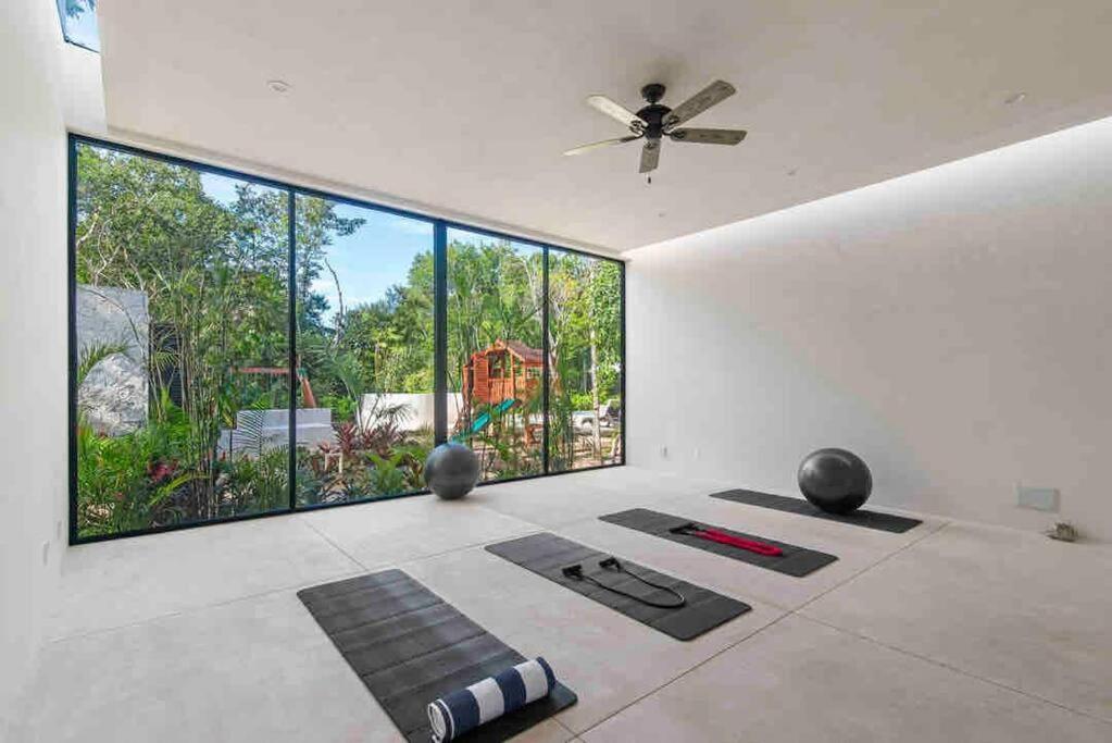 Casa Ohana~3br W/ Private Pool & Rooftop Jacuzzi, Wifi, Gym, & 5 Km To * Tulum