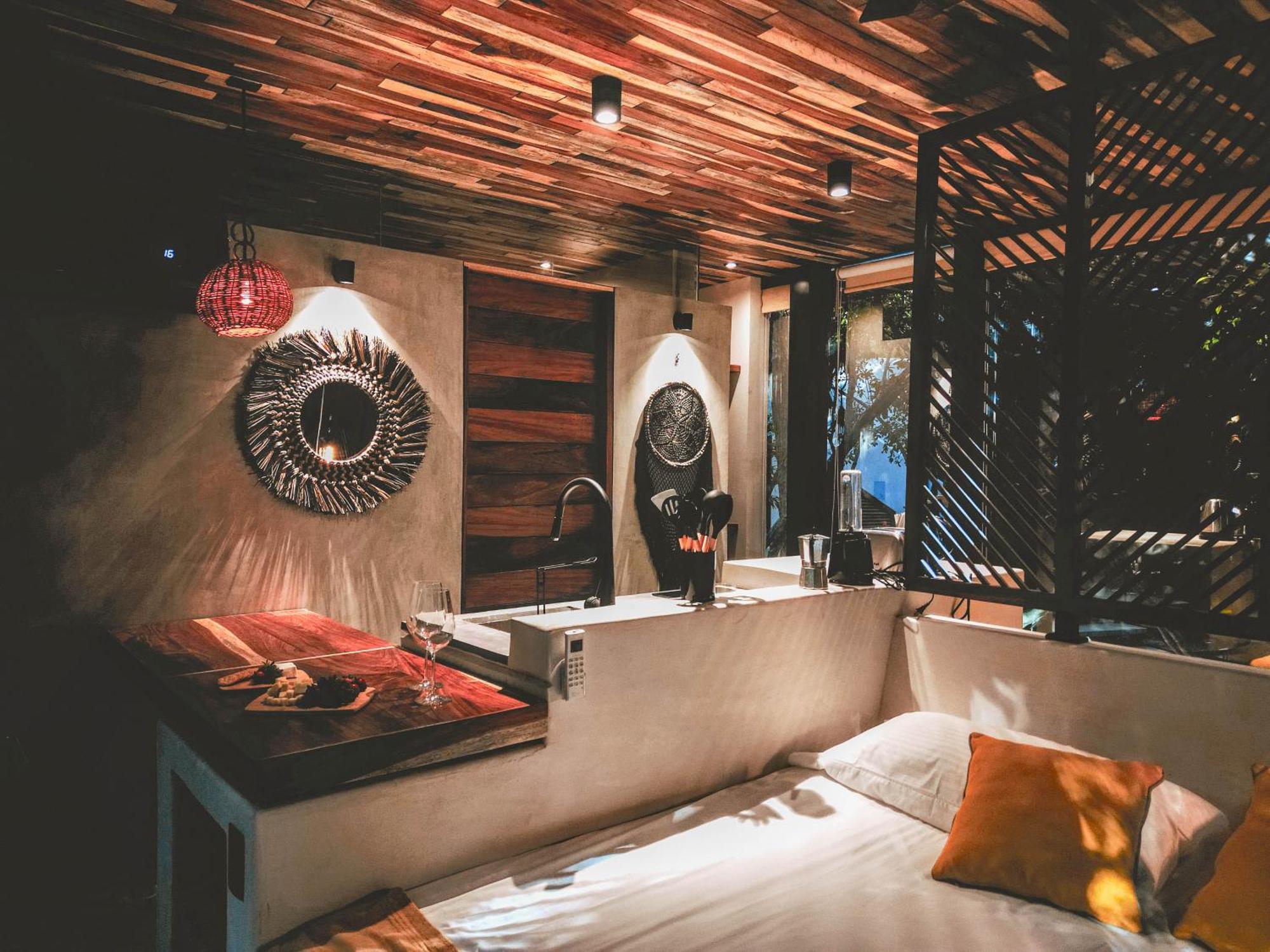 Invisible Loft Experience