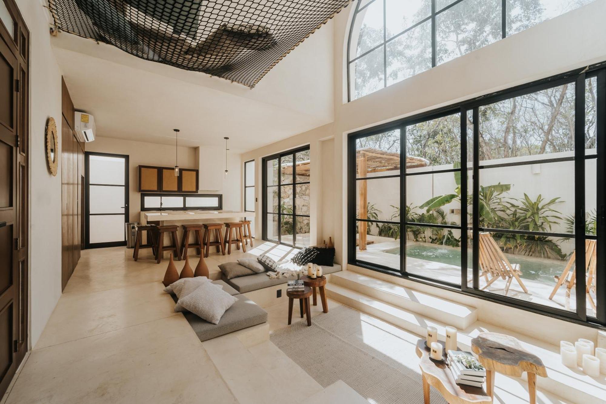 Villa Viento 4br 8pp Private Pool Rooftop Security