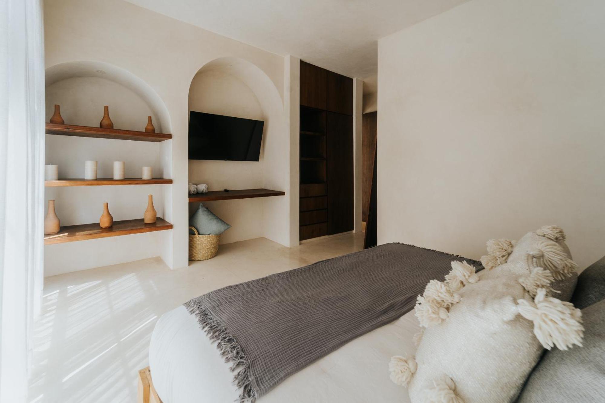 Viento 4br 8pp Private Pool Rooftop Security Villa *
