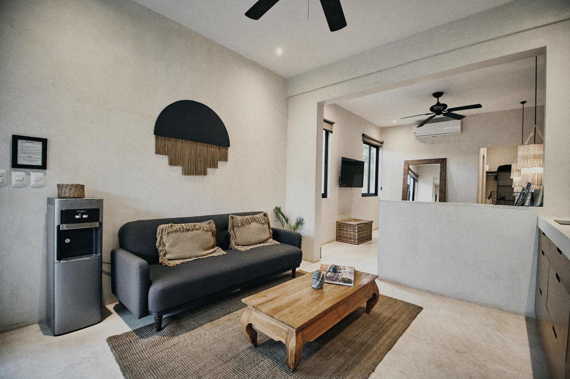 Yax'na House Luxury 240m2 - 12 Persons - 6 - 2 Swimming Pool - 3 Jacuzzis * Tulum