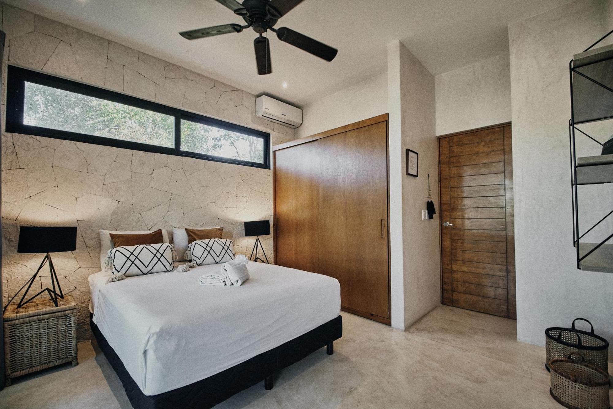 Yax'na House Luxury 240m2 - 12 Persons - 6 - 2 Swimming Pool - 3 Jacuzzis Tulum