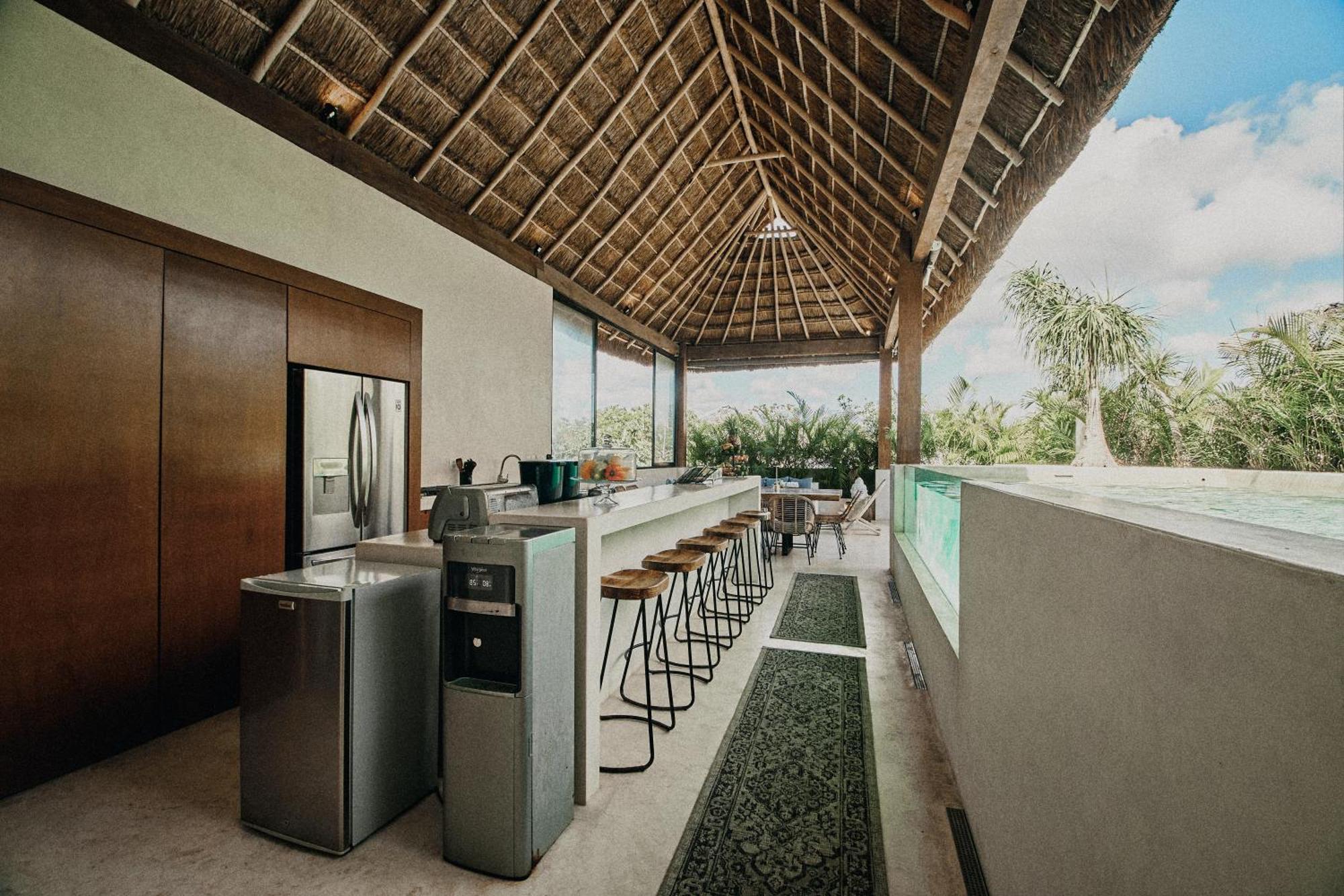 Villa Yax'na House Luxury 240m2 - 12 Persons - 6 - 2 Swimming Pool - 3 Jacuzzis *