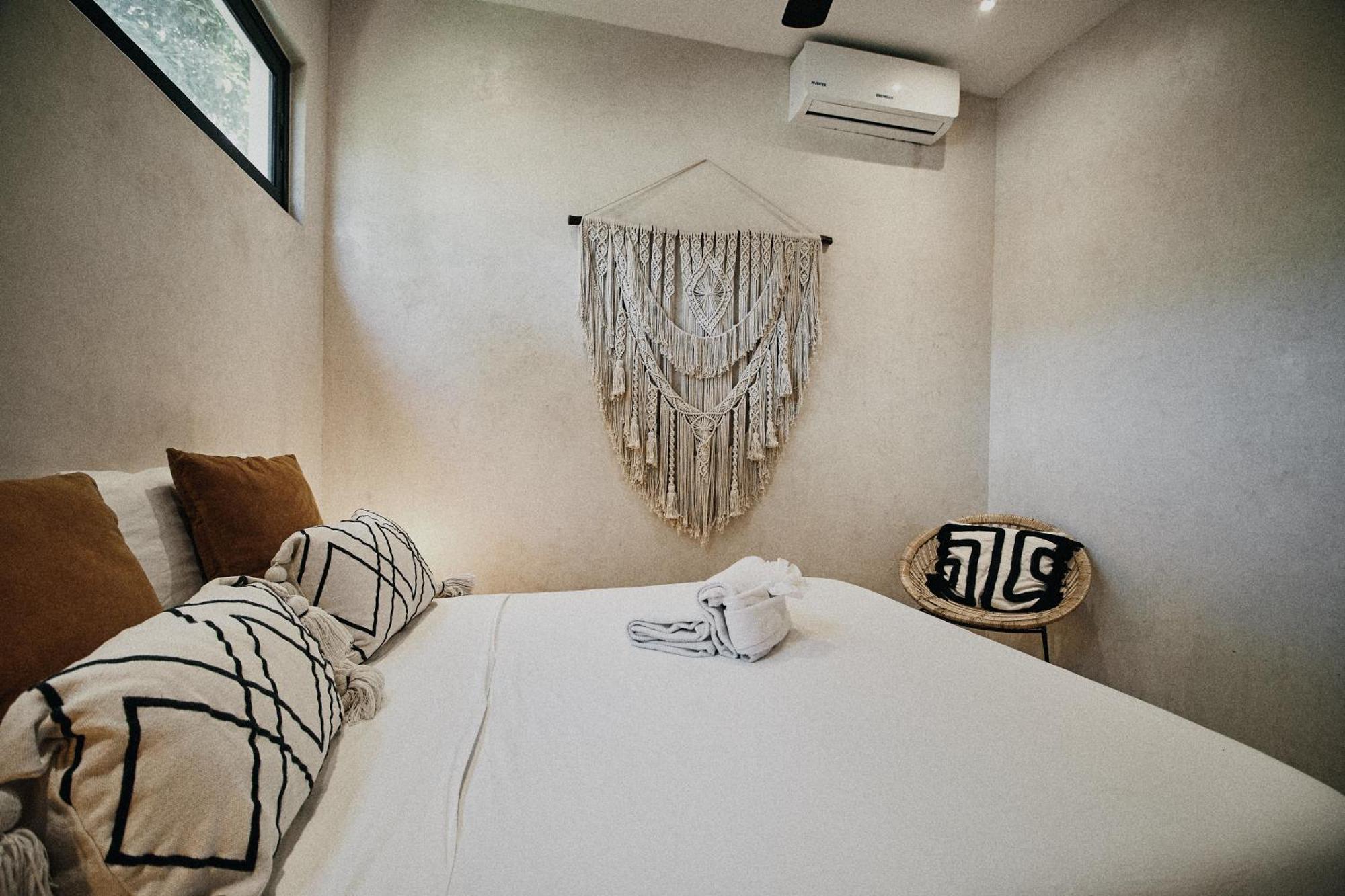 Yax'na House Luxury 240m2 - 12 Persons - 6 - 2 Swimming Pool - 3 Jacuzzis