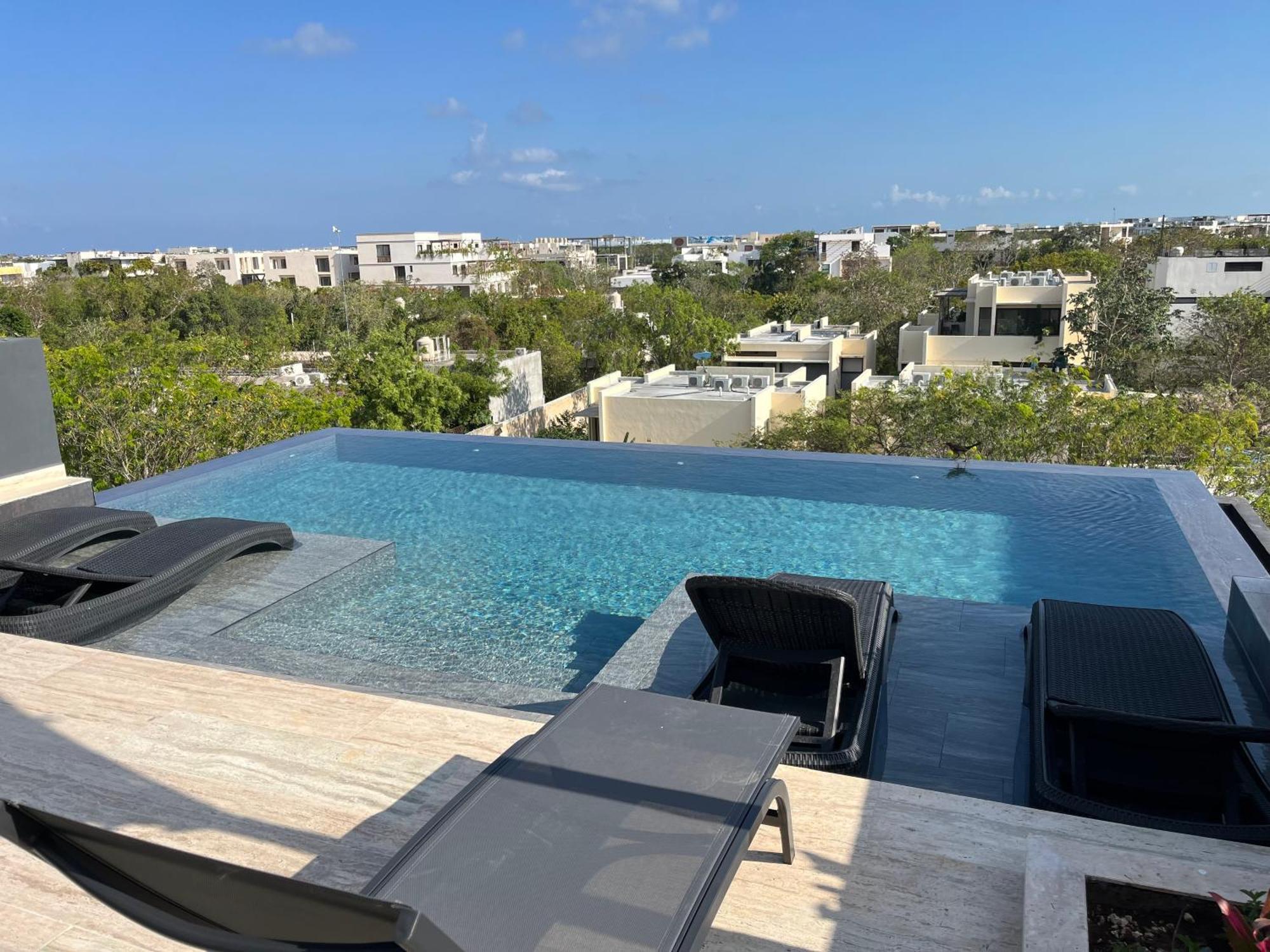 W/plunge Pool & Kitchen * Tulum